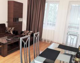 ქირავდება 3 ოთახიანი ბინა ბაკურიანში