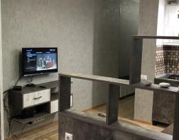 qiravdeba dgiurad studios tipis bina,zgvastan 100 mt axalgar