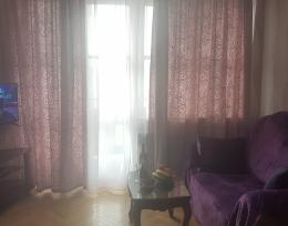 ქირავდება დღიურად 1 ოთახიანი ბინა დიღმის მასივში