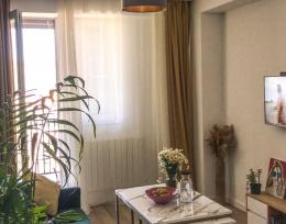 ქირავდება დღიურად 2 ოთახიანი ბინა ისანში 