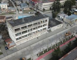 "მესაკუთრესგან - იყიდება სამტრედიაში, ცენტრალურ ქუჩაზე , რუს